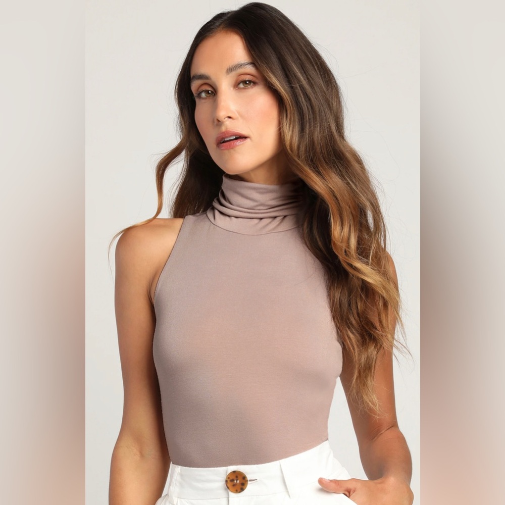LULUS Alive and Kicking Taupe Sleeveless Turtleneck Top Size Large
